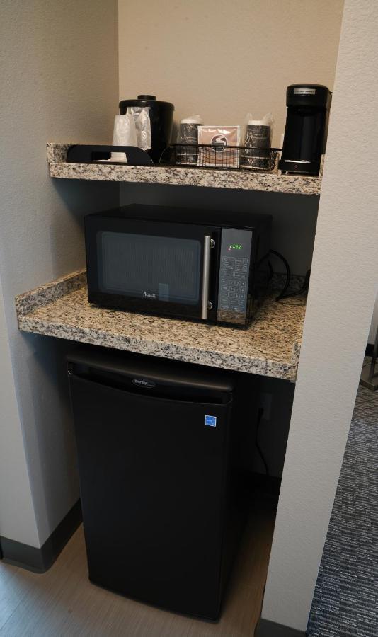 Brookstone Inn & Suites 道奇堡 外观 照片