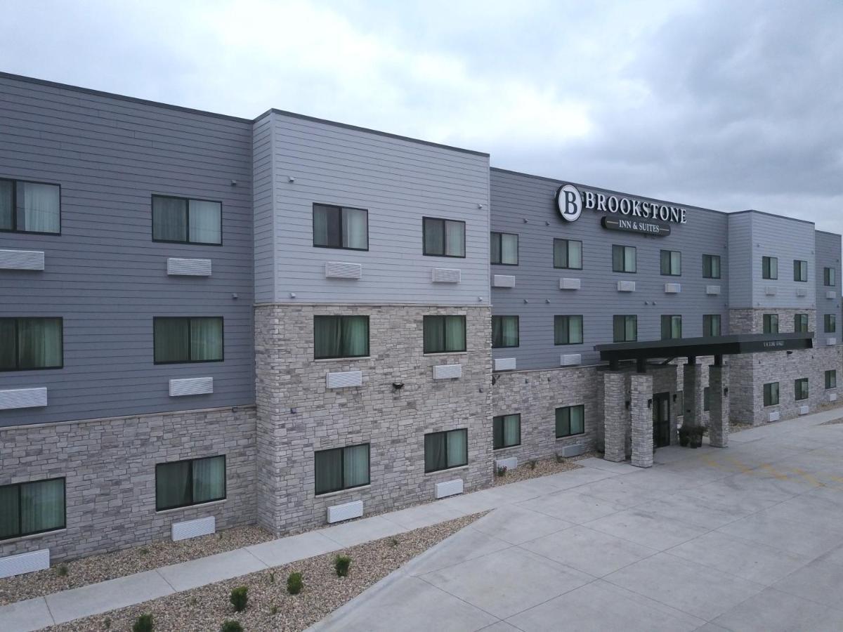 Brookstone Inn & Suites 道奇堡 外观 照片